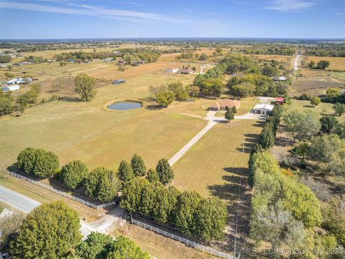 16451 S 333rd Avenue, Coweta, OK, 74429 | Card Image