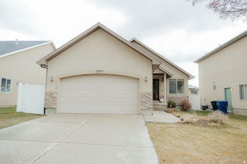 13213 Eagle Peak Dr, Herriman, UT, 84096-6970 | Card Image