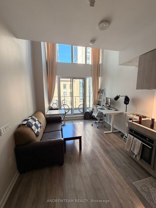 216-77 Shuter St, Toronto, ON, M5B0B8 | Card Image