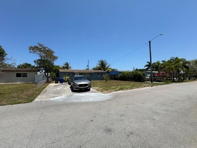 1211 N 71st Ave, House other with 3 bedrooms, 1 bathrooms and null parking in Hollywood FL | Image 8