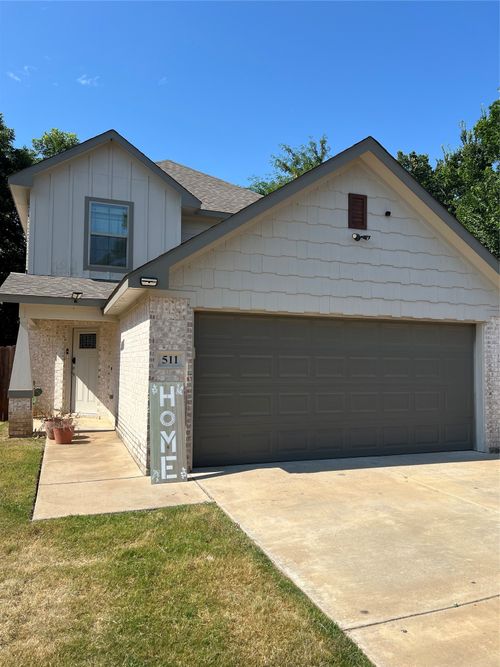 511 W Cotter Ave, Alvarado, TX, 76009-4801 | Card Image