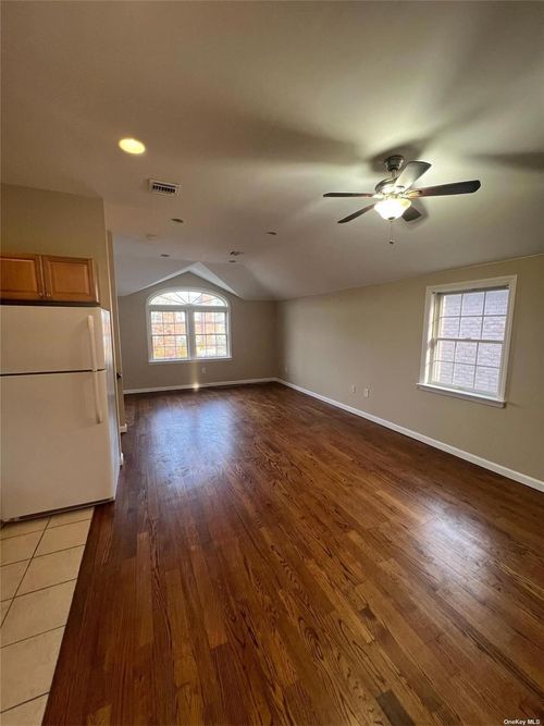 42-04 216th St, Bayside, NY, 11361-2941 | Card Image