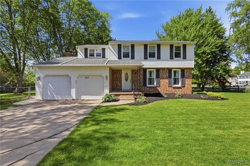 227 North Ln, Grand Island, NY, 14072-1319 | Card Image