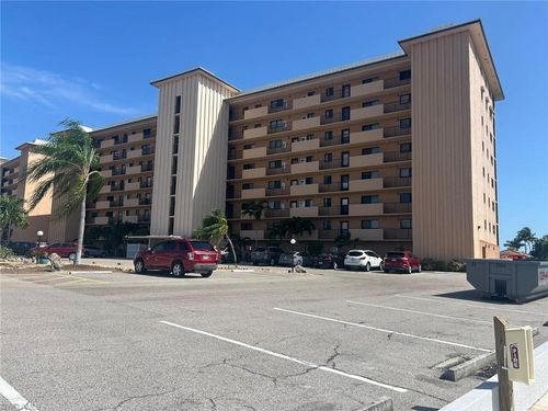 205-4260 Se 20th Pl, CAPE CORAL, FL, 33904-5426 | Card Image