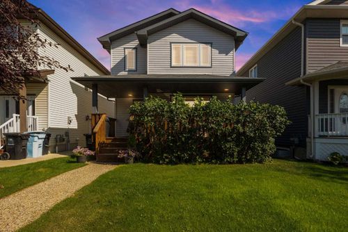 225 Hawthorn Way, Fort Mcmurray, AB, T9K0P2 | Card Image