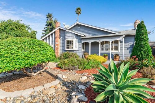 172 W Phillips Rd, Watsonville, CA, 95076-0720 | Card Image