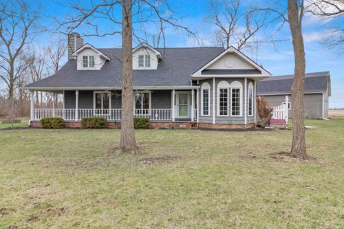 203 Westwood Dr, Hartford City, IN, 47348-9516 | Card Image