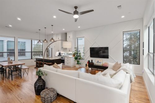 101-5912 Lindell Ave, Dallas, TX, 75206-8014 | Card Image