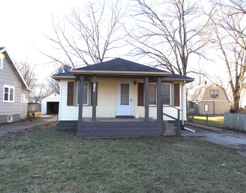 1342 Monroe St, Benton Harbor, MI, 49022-5810 | Card Image