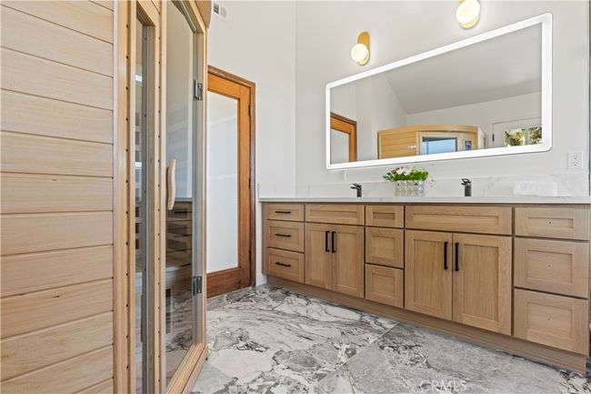 8280 Grand View Dr, House other with 3 bedrooms, 4 bathrooms and 2 parking in LOS ANGELES CA | Image 38