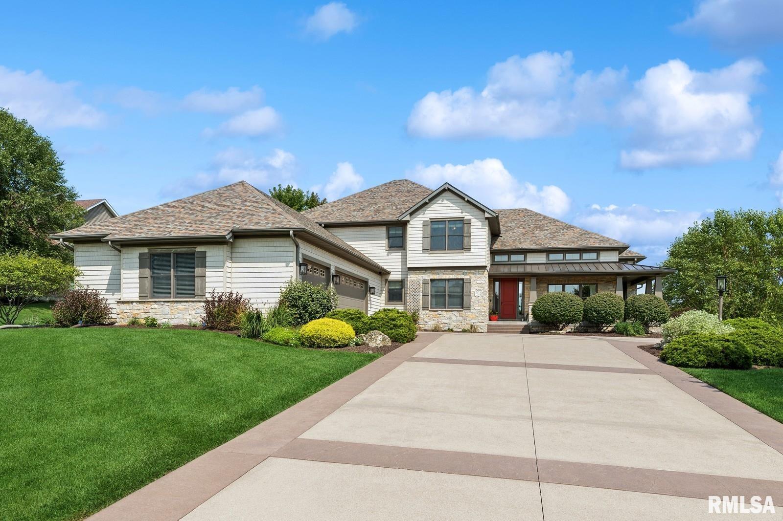 Cardinal Rd, Bettendorf, IA 52722