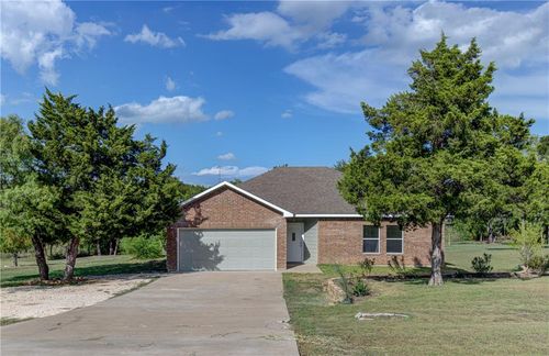 135 Valle Verde Drive, Del Valle, TX, 78617 | Card Image