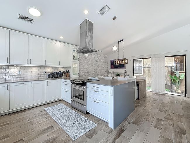 1215 Nw 19 Th Ter, House other with 3 bedrooms, 2 bathrooms and null parking in Delray Beach FL | Image 7