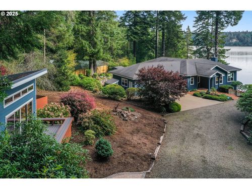 83837 Highway 101, Florence, OR, 97439-8401 | Card Image