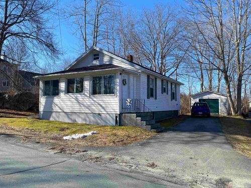 52 Park Street, Liverpool, NS, B0T1K0 | Card Image