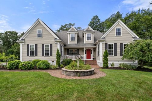 27 Henrys Ln, Norwell, MA, 02061-1261 | Card Image