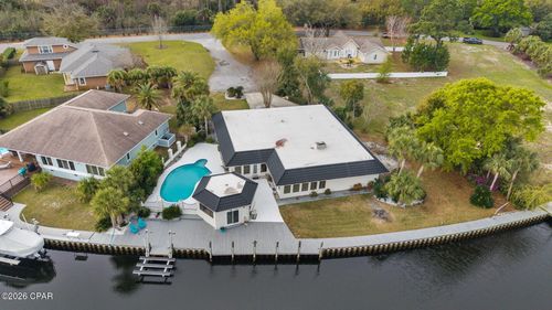 483 Wahoo Rd, Panama City Beach, FL, 32408-7266 | Card Image