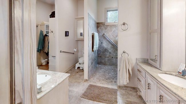 1333 Red Cedar Rd, House other with 3 bedrooms, 3 bathrooms and null parking in Ardmore OK | Image 16