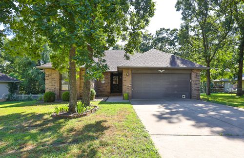 3723 N Vera Cruz Dr, Springfield, MO, 65803-6008 | Card Image