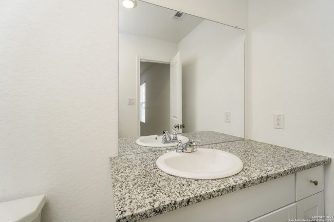 5738 Companion Loop, House other with 3 bedrooms, 2 bathrooms and null parking in Bulverde TX | Image 12