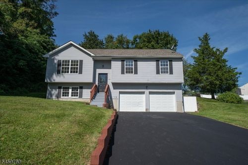 117 Hillside Dr, Hamburg, NJ, 07419-1306 | Card Image