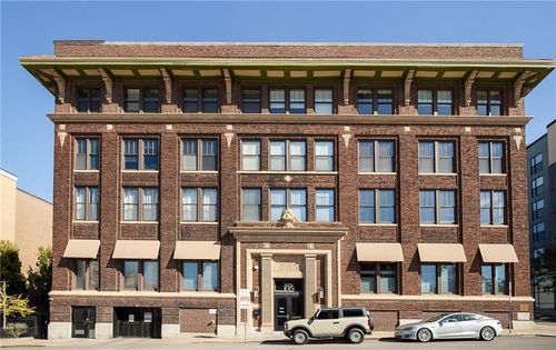 apt-4a-523 Grand Blvd, Kansas City, MO, 64106-1223 | Card Image