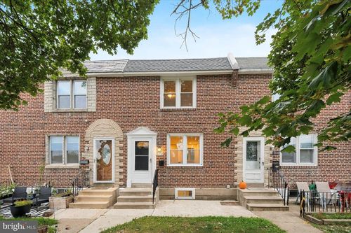 5251 Westpark Ln, Clifton Hts, PA, 19018-1128 | Card Image