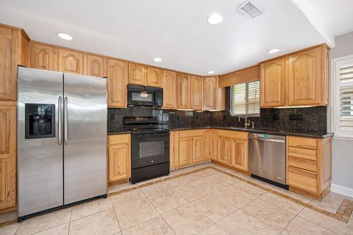 4-5160 Connecticut Dr, Sacramento, CA, 95841-3933 | Card Image