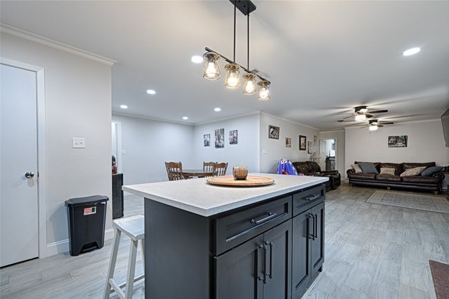 928 Maple St, House other with 4 bedrooms, 2 bathrooms and null parking in Howe TX | Image 7