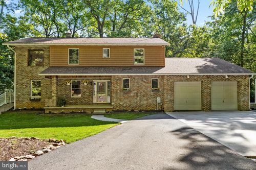 10 Brook Valley Ct, Freeland, MD, 21053-9641 | Card Image
