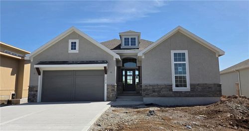 16979 S Cheshire St, Olathe, KS, 66062-7817 | Card Image