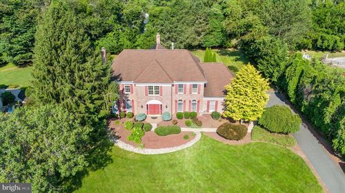 10 Equestrian Cir, HOCKESSIN, DE, 19707-2502 | Card Image