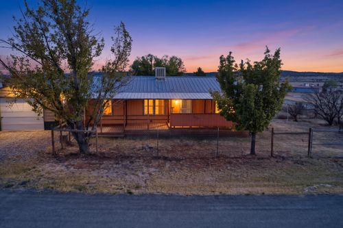 1 Pony Express Dr, Edgewood, NM, 87015-6603 | Card Image