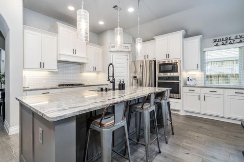 8110 Carolina Hawk Drive, Magnolia, TX, 77354 | Card Image