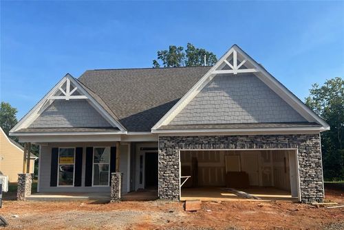 425 Bingham And Parks Rd, Advance, NC, 27006-7853 | Card Image