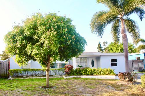 2901 French Ave, Lake Worth, FL, 33461-3716 | Card Image