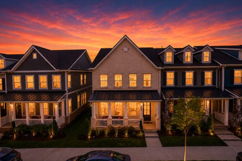 2067 Braidwood Ln, Franklin, TN, 37064-4398 | Card Image