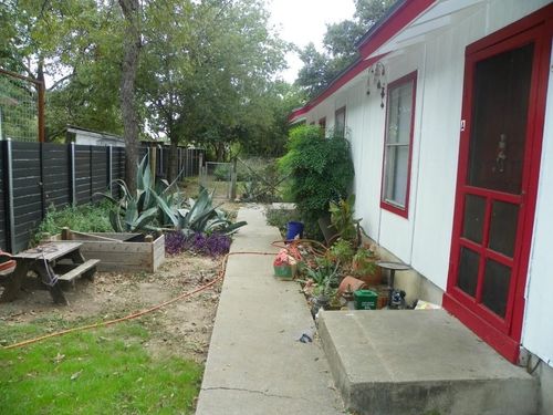 a-2007 E 16th St, Austin, TX, 78702-1313 | Card Image