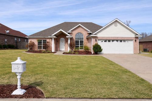 137 Grizzly Bear Dr, White Hall, AR, 71602-4782 | Card Image