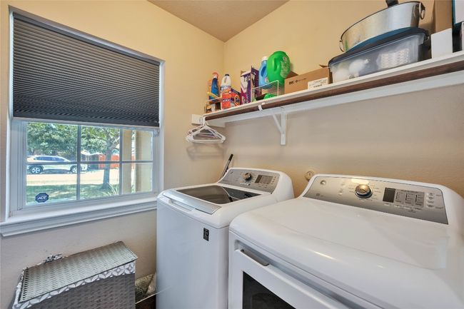 Dedicated laundry room off of pantry | Image 24