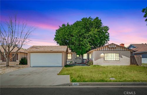 841 W Avenue J9, Lancaster, CA, 93534-4942 | Card Image