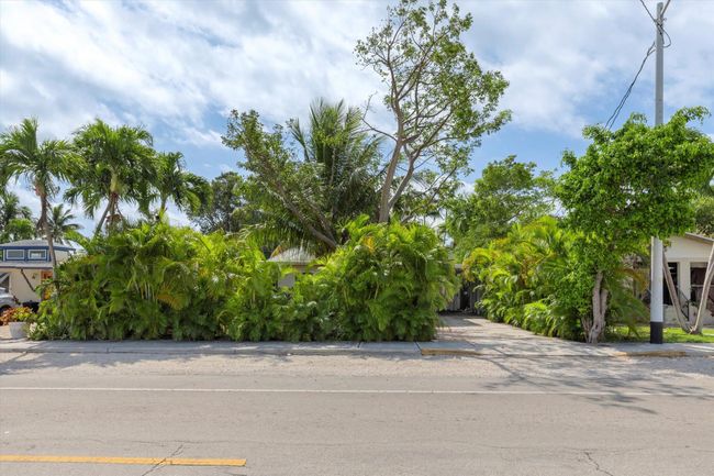 3532 Duck Ave, House other with 3 bedrooms, 2 bathrooms and null parking in Key West FL | Image 45