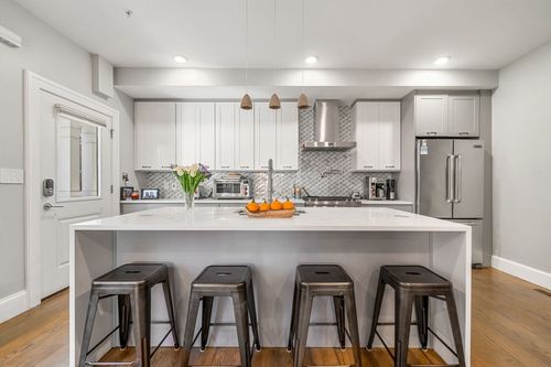 unit-4-55 Hutchings St, Boston, MA, 02121-2385 | Card Image