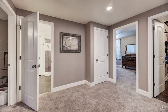 Basement landing | Image 37