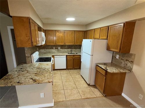 apt-3-104-420 Zang St, Lakewood, CO, 80228-1077 | Card Image