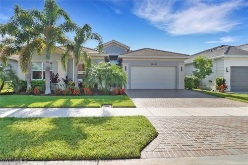 28547 Wharton Dr, BONITA SPRINGS, FL, 34135-8642 | Card Image