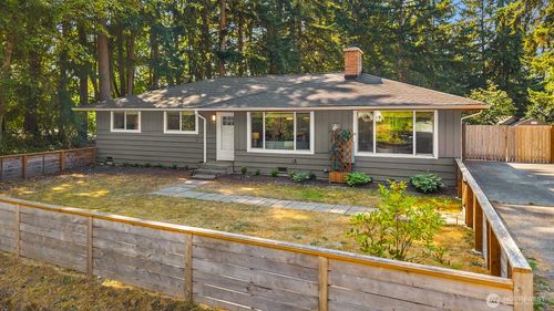 14333 165th Pl Se, Renton, WA, 98059-7519 | Card Image