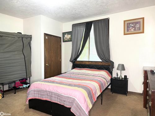 518 S Elm, Ottumwa, IA, 52501 | Card Image
