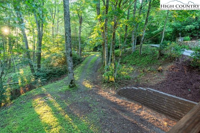 170 Mountain Laurel Ln, House other with 2 bedrooms, 4 bathrooms and null parking in Blowing Rock NC | Image 32