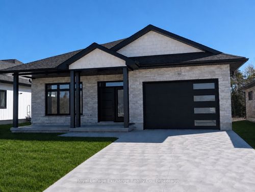 39 Mercedes Crescent, Kincardine, ON, N2Z1G8 | Card Image
